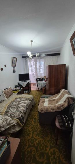 apartament de vanzare - 1