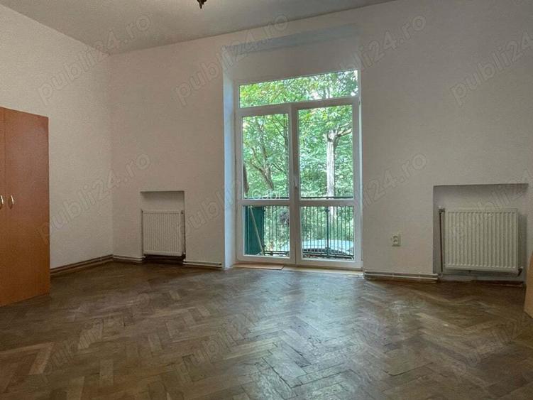 Apartament 2 camere + 2 boxe mari la demisol