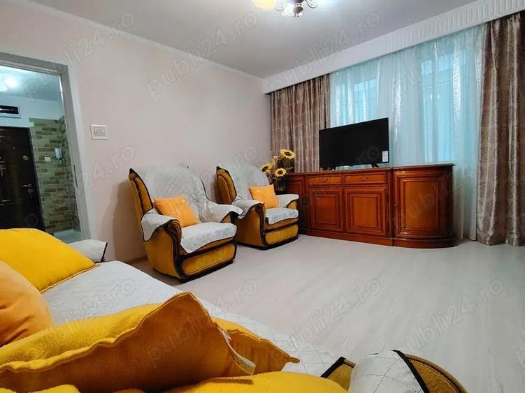 Apartament 3 camere lux ,etaj: 2din4, decomandat,central - 6