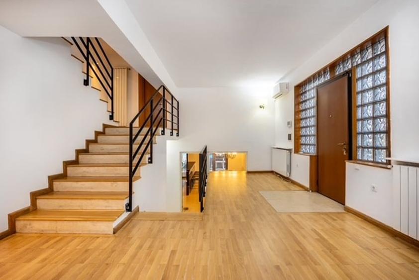 Vilă modernă, str. Dr. C-tin Caracaș nr.47, direct de la proprietar - 15