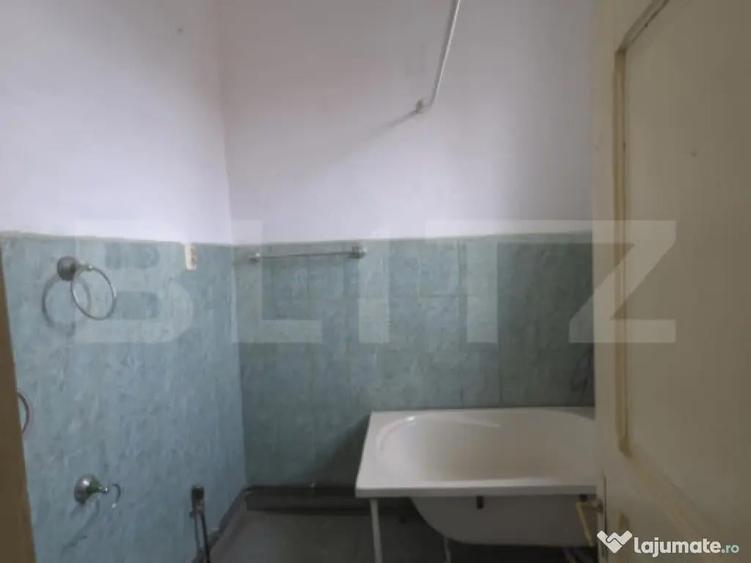 Casa solida din caramida in Moreni Ideala pentru - 8