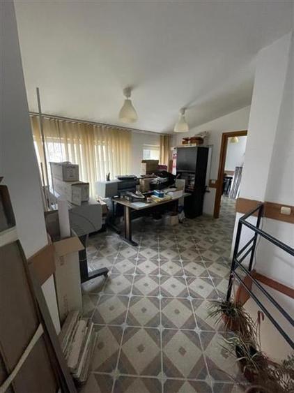 Parcul Circului, vila P+M, contructie 2001,6 camere, pretabil birou - 4