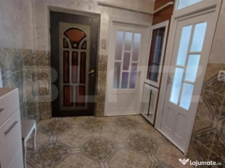 Apartament 3 camere, decomandat, 59mp, etaj 2, Nicolina - 2