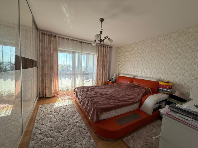 Copou - Casa Armatei , 4 camere , 108 mp , garaj si boxa in proprietate ! - 9