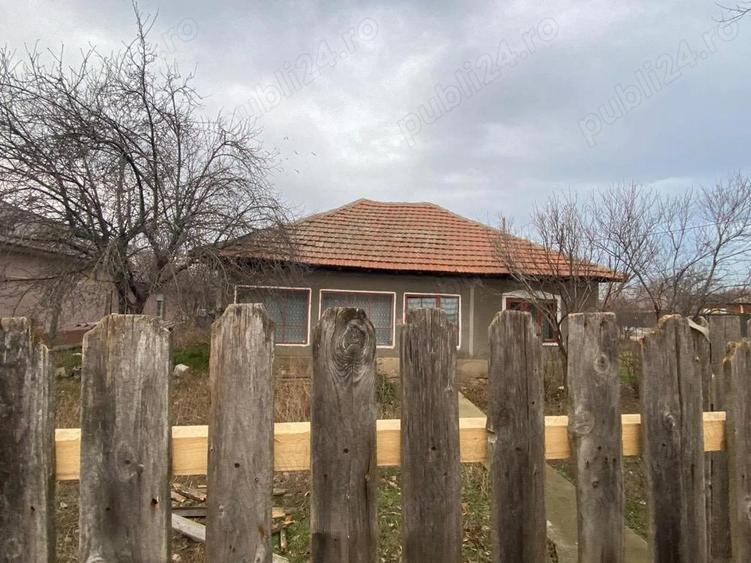 Vand casa in ora?ul Zimnicea str cuza Voda; Nr 229. - 9