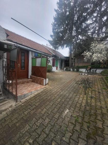 OPORTUNITATE!!! CASA DE VANZARE IN CÂLNIC LA 35.000 EURO - 1