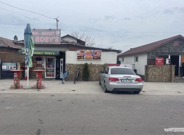 De VANZARE-3spati comerciale + 2 terase +casa P+etaj+curte - 4