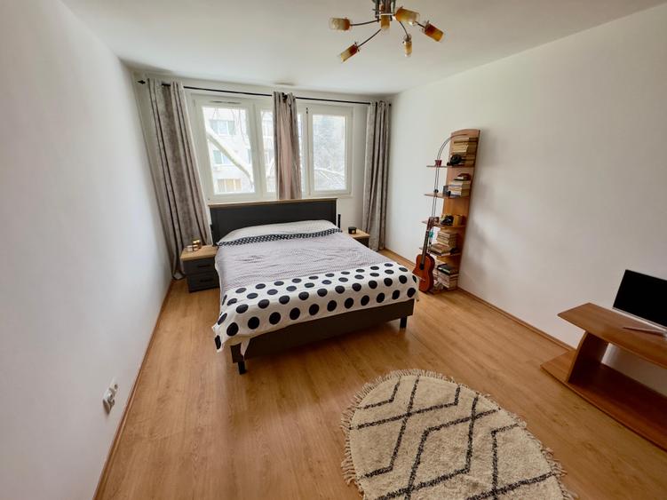 Apartament 2 camere Decomandat |  Trapezului | Boxa | Anvelopat | 10 min Metrou - 4