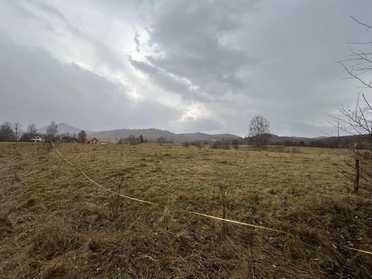 Teren extravilan cu potential intravilan - 1