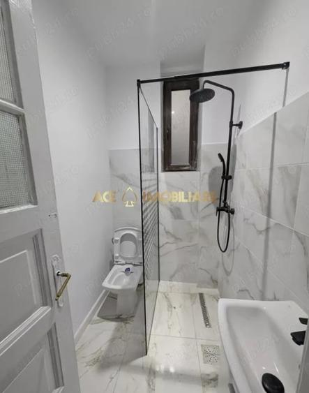 Casa Individuala | P-ta Unirii | Curte Proprie | 8 Camere | Trifazic - 2