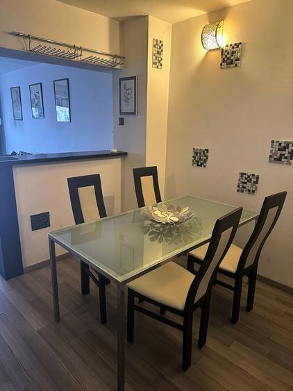 Unirii BULEVARD STRADAL decomandat,balcoane,loc parcare,se vinde mobilat utilat. - 1