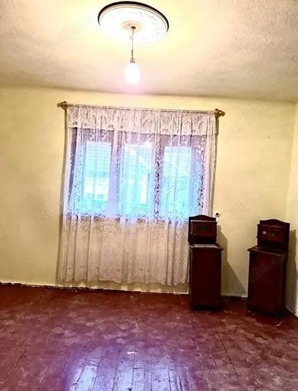 Vindem o proprietate bine ingrijita la ?ara la 35 km de Oradea - 2