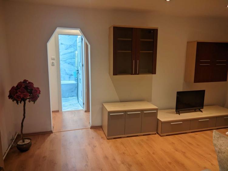 Inchiriez apartament - 4