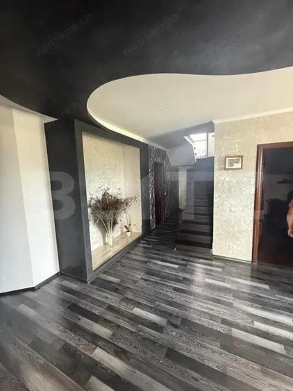 Casa/Vila 450 mp utili, 8000 mp teren + casa in constructie, Plopeni, SV - 6