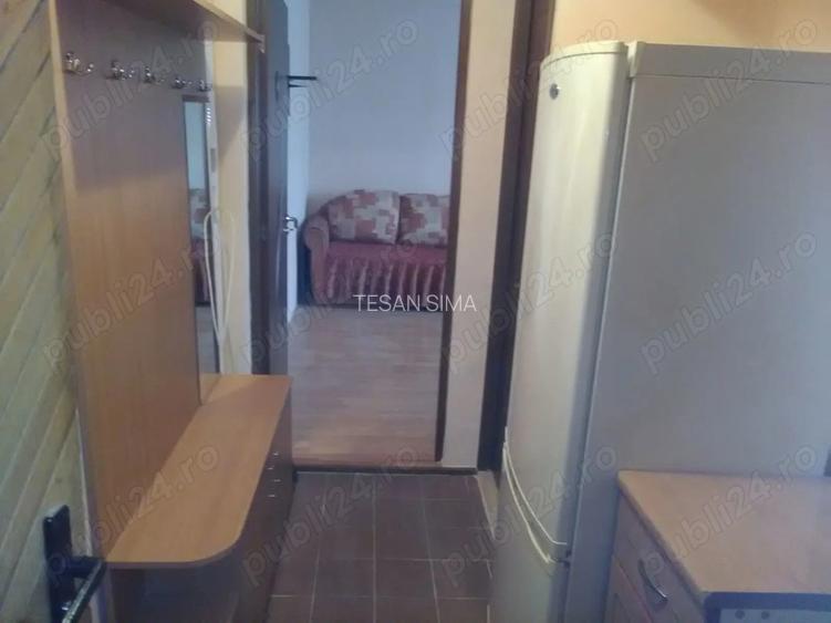 Inchiriez apartament 2 camere