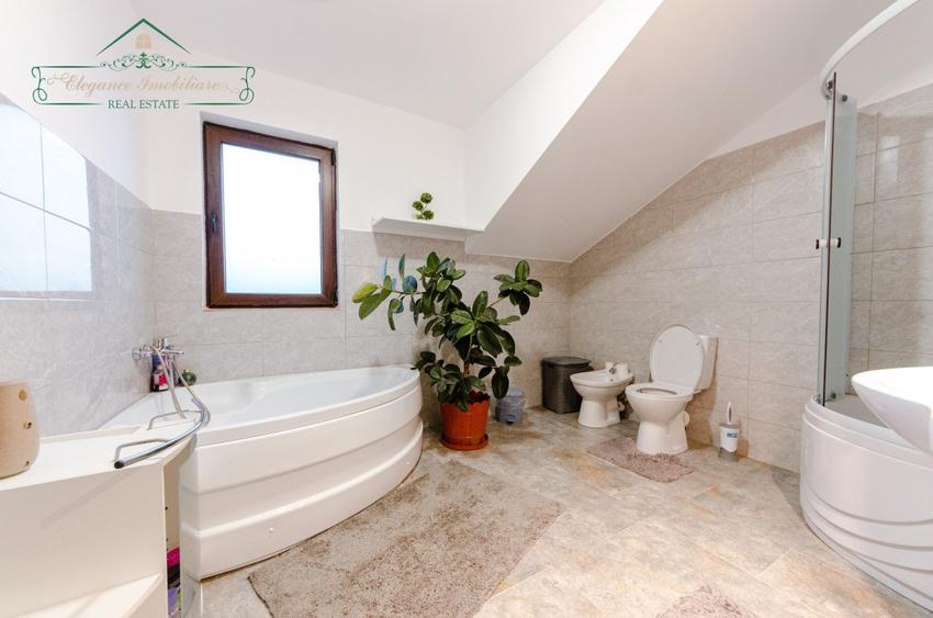 Vila cu 6 camere, zona Via Carmina Vladimirescu, Arad - 13