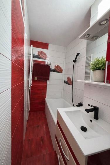 LUJERULUI - 8 minute metrou - Garsoniera CENTRALA PROPRIE - 5