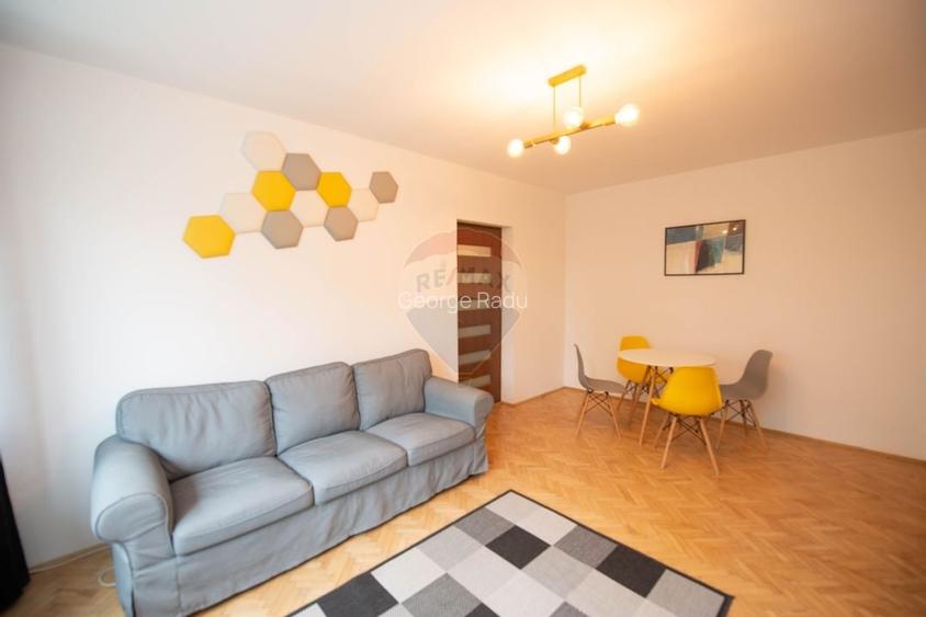 Apartament de vanzare, 2 camere, 50mp , balcon,  Pajura