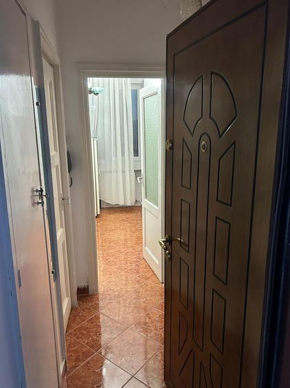 Universitate-- B-dul Nicolae Balcescu - 8