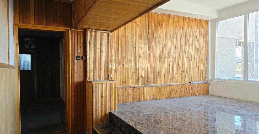 Apartament 4 camere de vanzare, central, blvd. Magheru