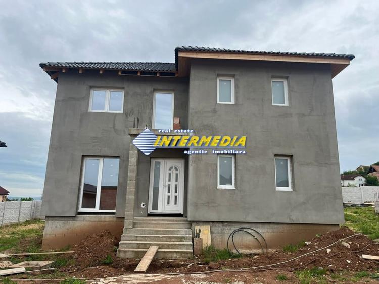 Casa noua de vanzare in Alba Iulia cu 4 camere semifinisata cu apa gaz curent - 10