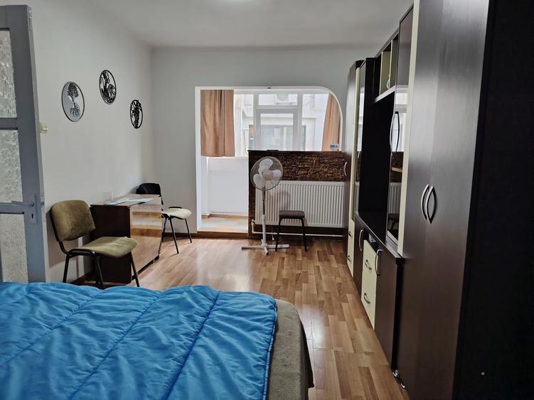 Apartament 1 camera Faleză (vizavi de Palatul Navigației)-etajul2 - 1