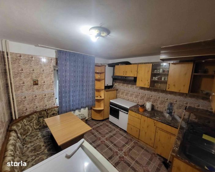 Apartament 3 camere decomandate Martir Horia - 9