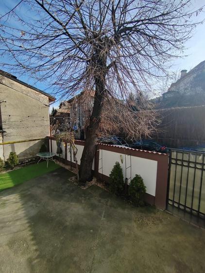 Parcul Carol,imobil versatil rezidential /birouri,parcare si curte - 12