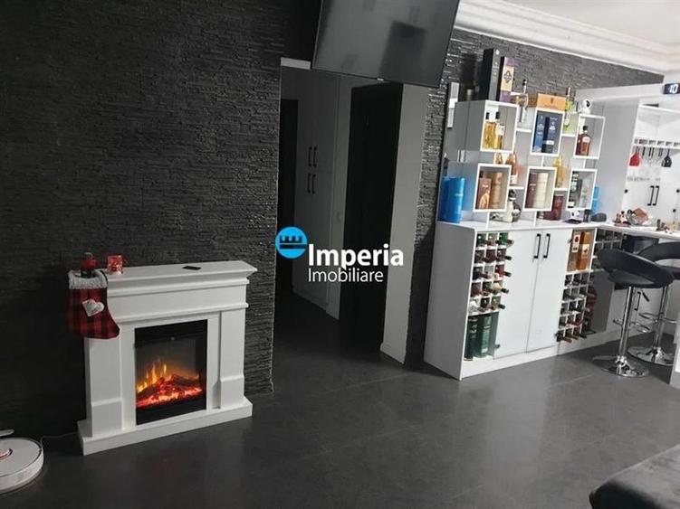 Apartament 3 cam, decomandat, de vanzare in zona Copou - Parc Copou - 2