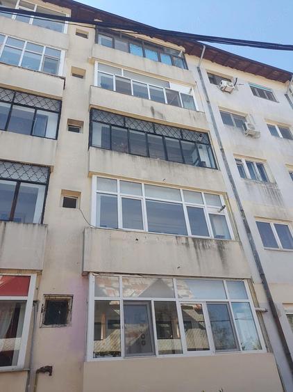 Apartament 3 camere cu boxa si garaj , Ploiesti str Bobalna, 46b - 3