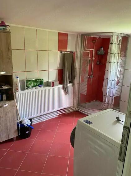 Casa com. Stroesti Valcea teren 3300mp - 3