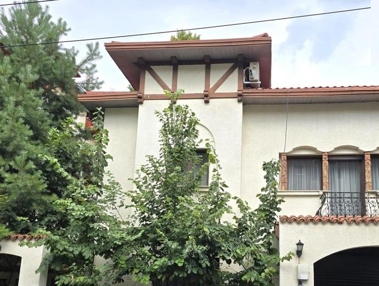 Vila complet renovata 2025, finisaje premium