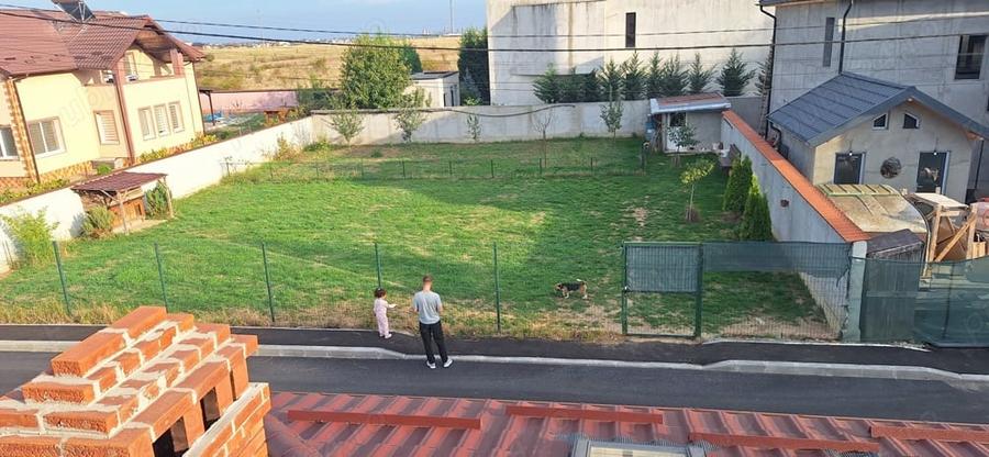 inchiriere teren - 2