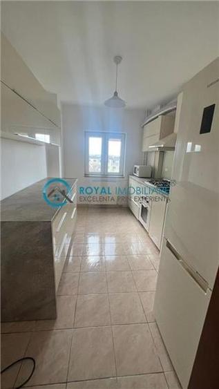 Royal Imobiliare - Vanzare apartament 2 camere, zona P-ta Mihai Viteazu - 10