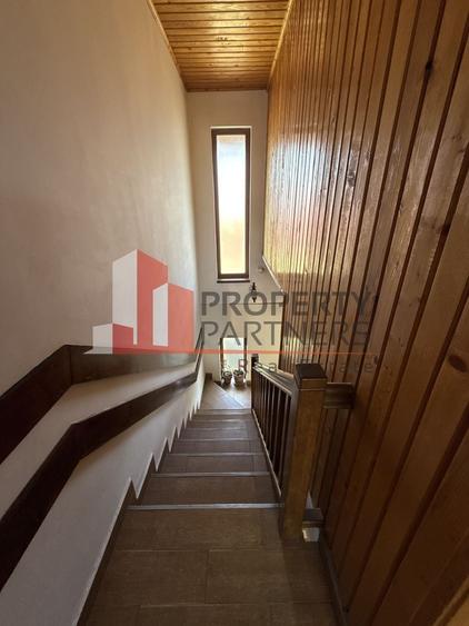 Pensiune cu vedere spectaculoasă la Bucegi și Piatra Craiului – Bradul Inalt - 14