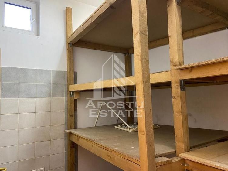 Casa +Spatiu comercial + apartament studio - 9