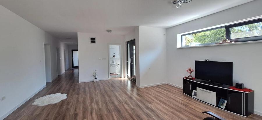 Casa lux parter 2024 Central-Parc - 1