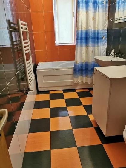 Apartament cu 2 camere, etajul 1/4, zona Nicolina - 5