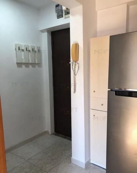 Garsonieră semidecomandată, mobilată în Sala Palatului