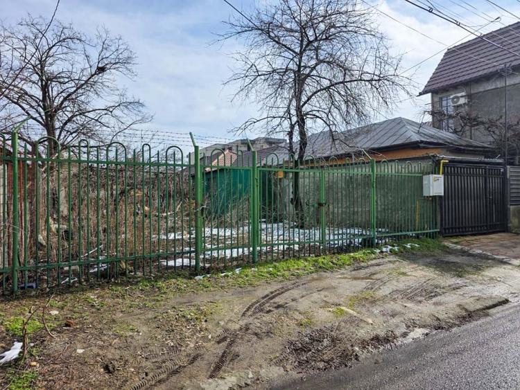 Teren Construcții intravilan de 452 mp, în Km 5