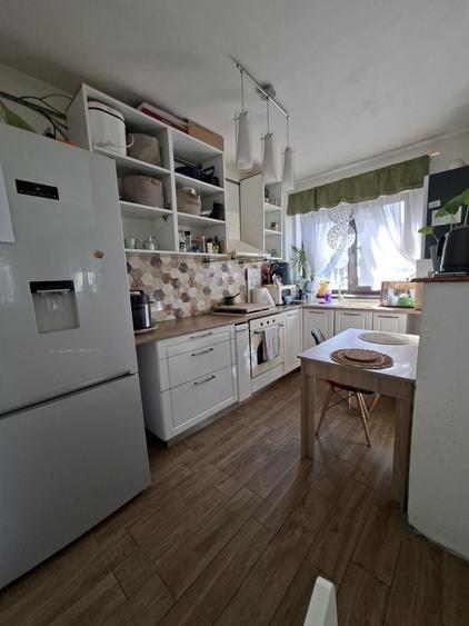 Casă cu 4 camere în Sânpetru