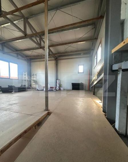 Spațiu comercial, de 350 mp, în Moșnița Nouă