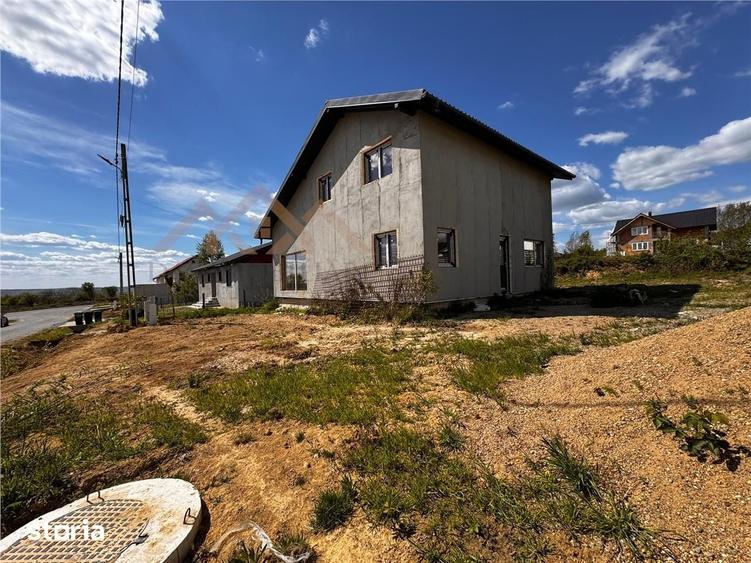 Casă cu 4 camere cu Teren 500 Mp în Tăuții-Măgherăuș