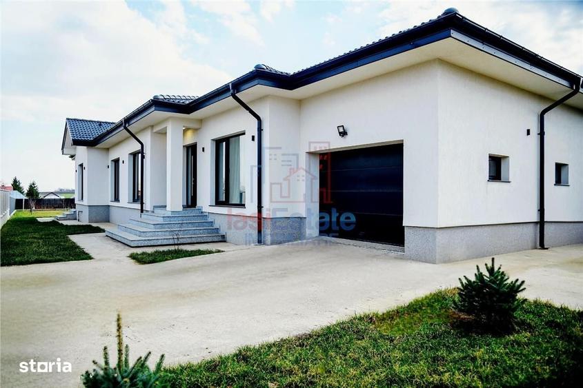 Casă cu 4 camere cu Teren 1091 Mp în Valea Ursului