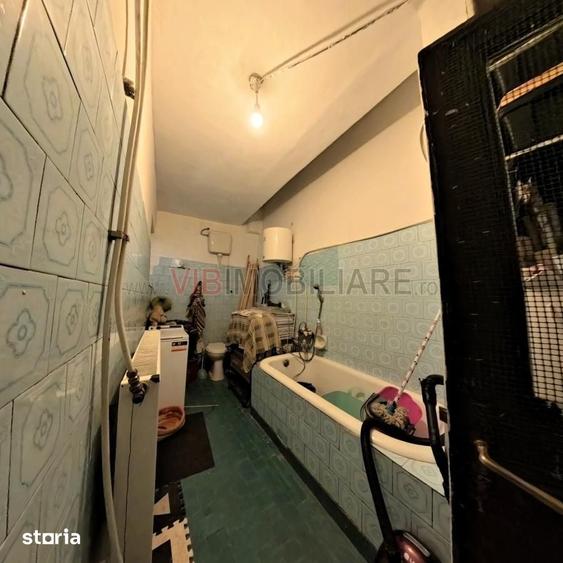 Casă cu 6 camere cu Teren 373 Mp în Cotroceni