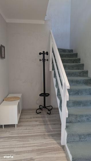 Casă cu 4 camere cu Teren 520 Mp în Vladimirescu