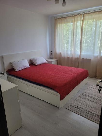 Apartament cu 2 camere semidecomandat în Crângași
