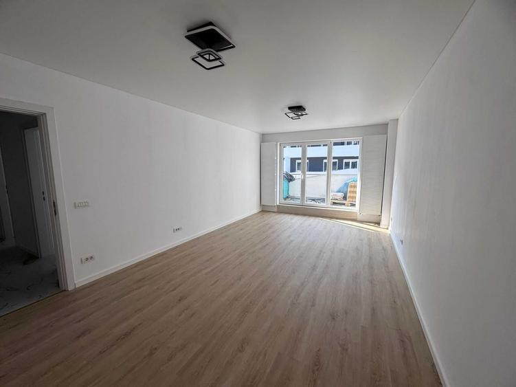 Garsonieră decomandată în Cățelu