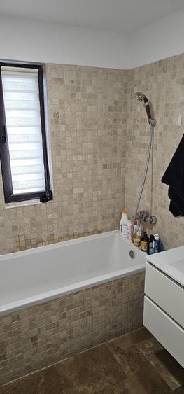 Casă cu 3 camere cu Teren 460 Mp în Teiș