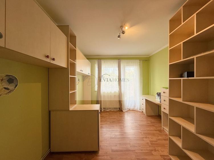 Apartament cu 4 camere decomandat, mobilat în Gheorgheni